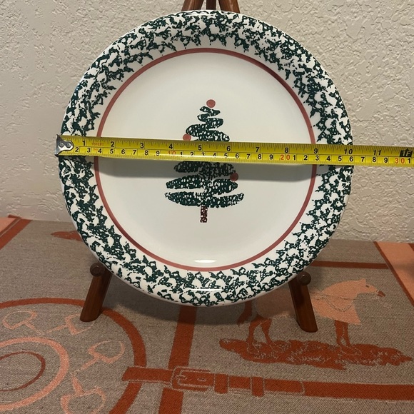 Furio Home CHISTMAS TREE Spongeware 10 1/2" Dinner Plates - Picture 2 of 3